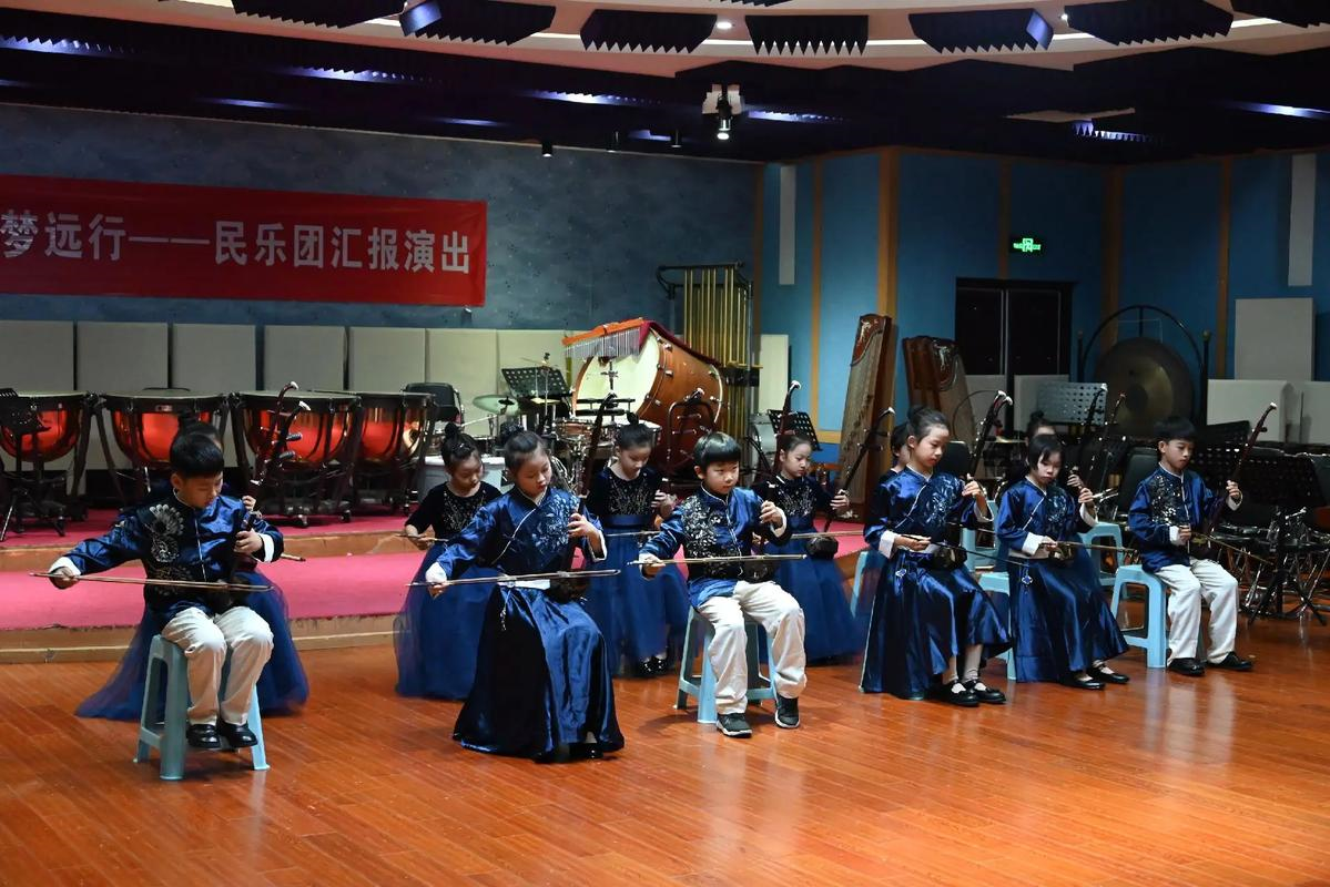 二胡教学视频如何换把椅子，二胡教学视频如何换把